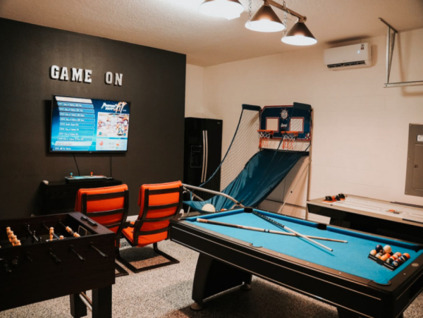 Spacious 5-Bedroom Orlando Home with Private Pool & Resort Amenities